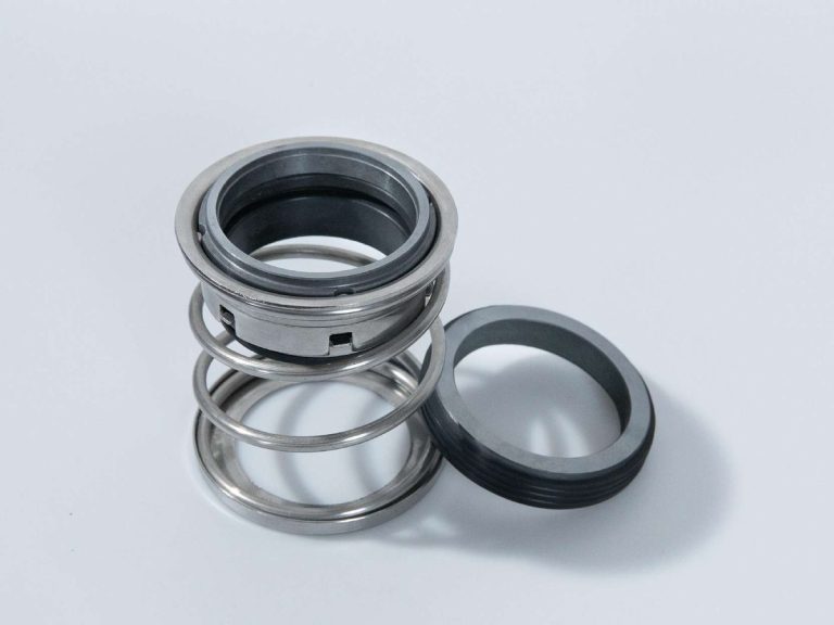 WM FBD · rubber bellows seal head and stationary seat
